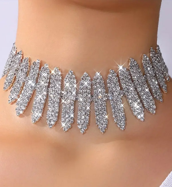 Dazzling crystal statement choker with bold geometric design party set