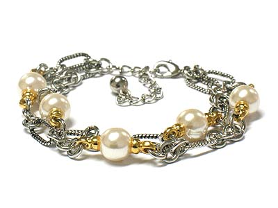 Two chain with pearl and metal linked  bracelet