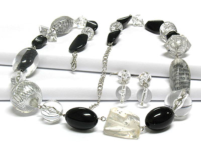 Black and ice two color beads necklace and earring set