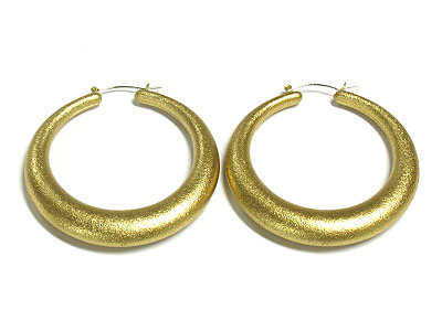 Sand metal hoop earring - hoops