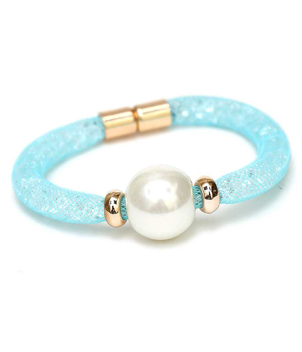 Pearl accent fish net tube band and stone bracelet