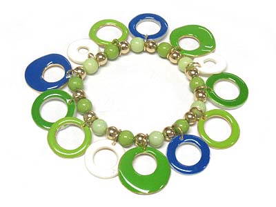 Epoxy cover shell and metal donut charms stretch bracelet