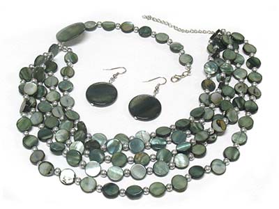 Multi shell disk and lines glamour necklace and earring set 