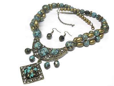 Antique style crystal deco patina necklace and earring set