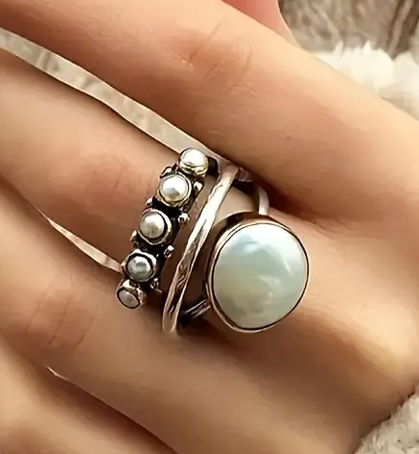 Vintage multi layer pearl ring