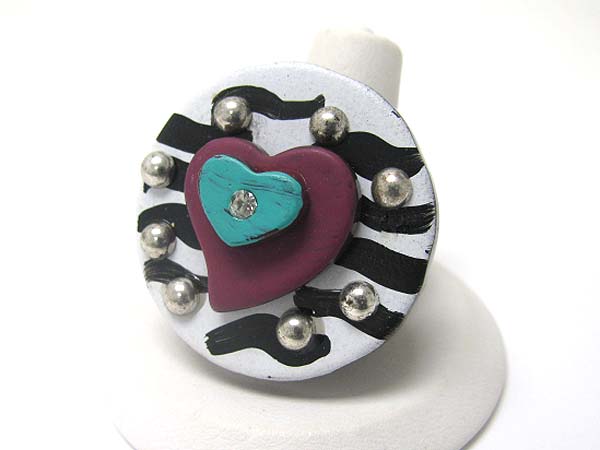 Metal stud hand paint heart and round strtch ring 