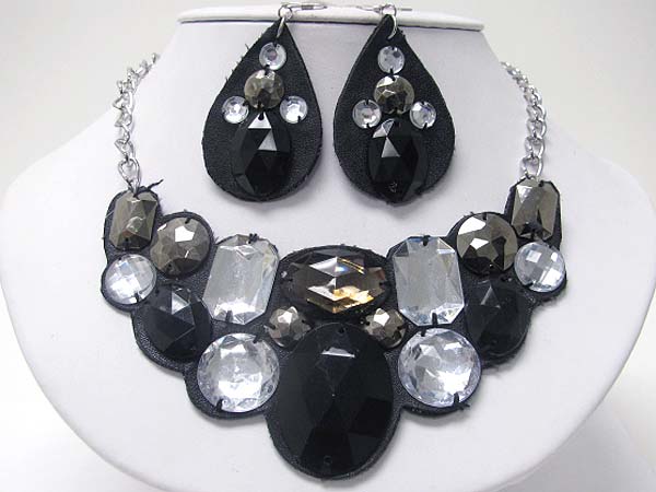 Facet acryl and metallic stone deco bib style neckalce earring set