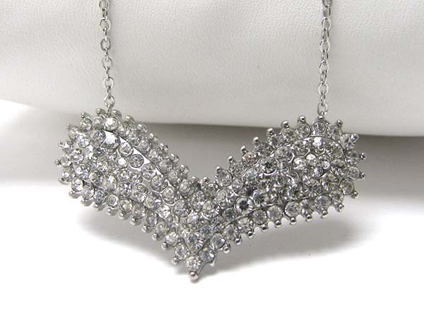 Crystal stud heart and chain link neckalce