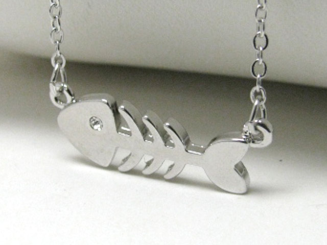 Made in korea whitegold plating crystal stud flat fish bone pendant necklace