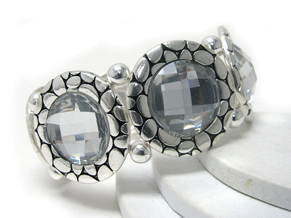 Facet glass and designer pattern shape metal disk stretch bracelet