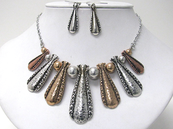 Multi hammered metal disk and ball link statement necklace earring set