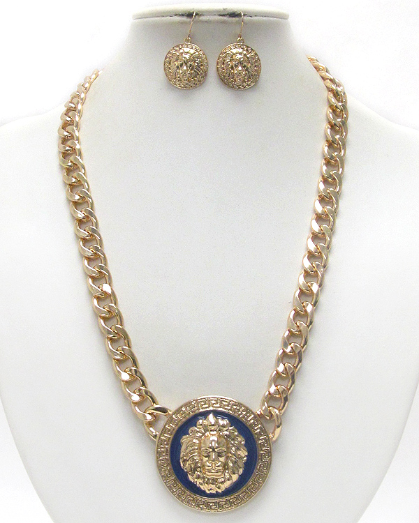 Epoxy deco metal lion head disk pendant and thick chain necklace earring set