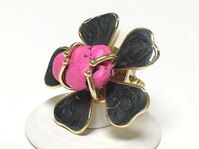 Natural stone and metal epoxy flower stretch ring