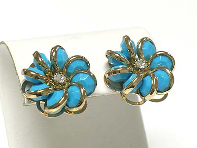 Crystal and glass flower earring