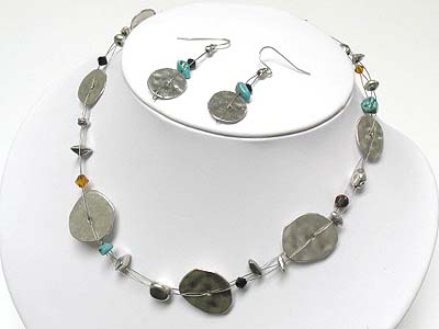 Natural stone and hammered metal disk link neckalce and earring set