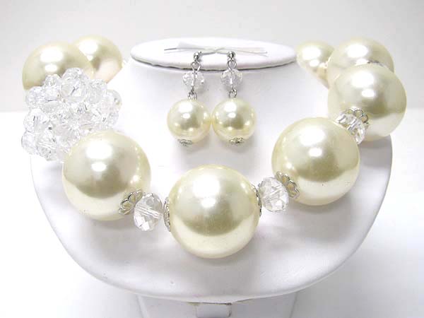 Facet glass beads cluster and large pearl ball necklace earring set