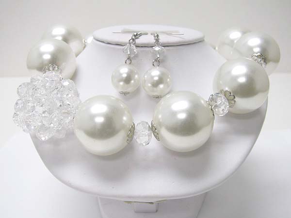 Facet glass beads cluster and large pearl ball necklace earring set