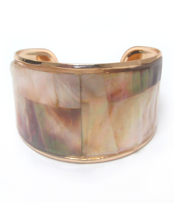 Shell bangle bracelet