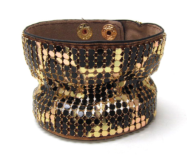 Animal print colored metal mesh on fashion leather bracelet button