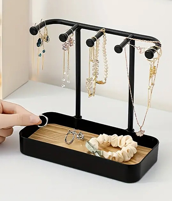 Multifunctional jewelry storage rack