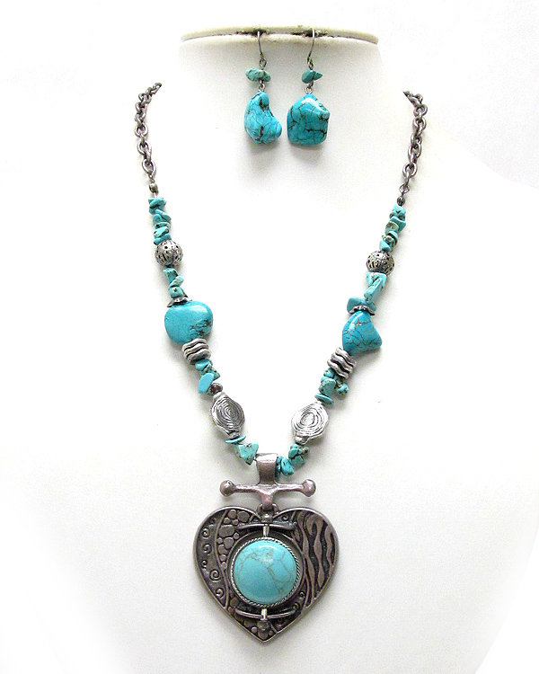 Natural turquopise stone heart pendant necklace and earring set