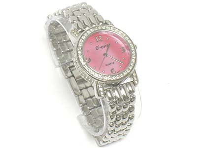 Crystal deco round face metal watch