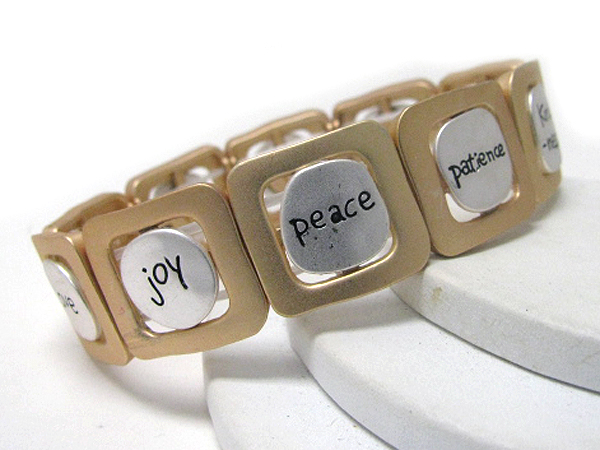 Message on metal disk link bracelet