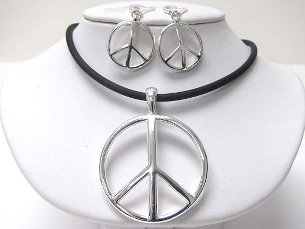 Metal peace mark pendant and cord necklace earring set