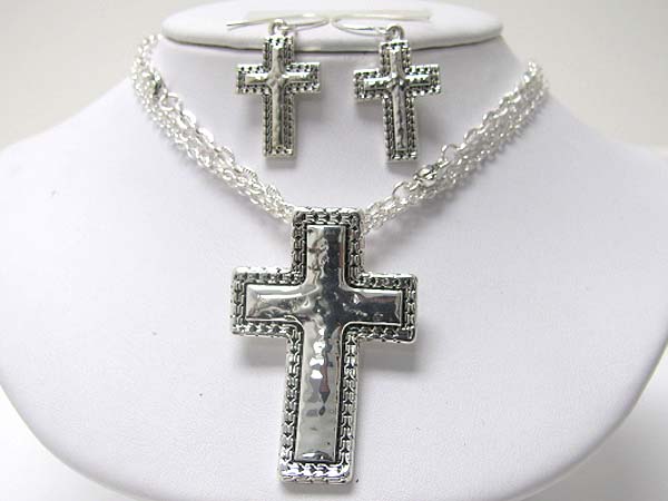 Textured metal cross pendant chain necklace earring set