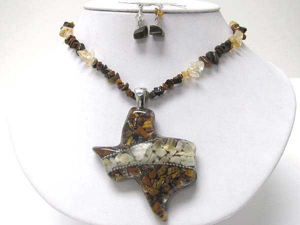 Mixed natural chip stone large texas pendant necklace set?