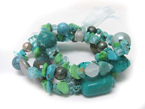 Multi row natural chip stone and beads stretch bracelet