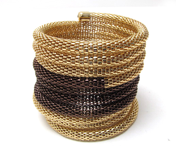 Metal fashion coiled tub wire bracelet