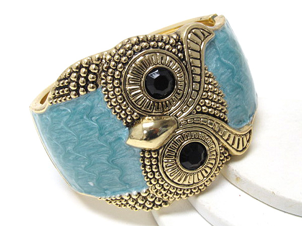 Antique look metal and epoxy head owl with crystal eyes hinge bangle 