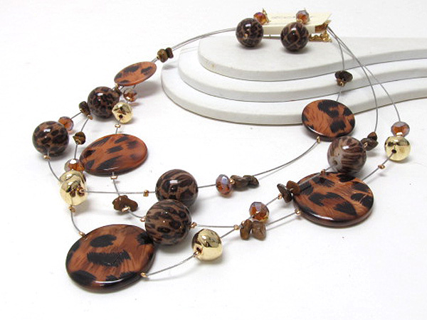 Animal print shell disk and balls with chip stone and metal wired necklace earring set