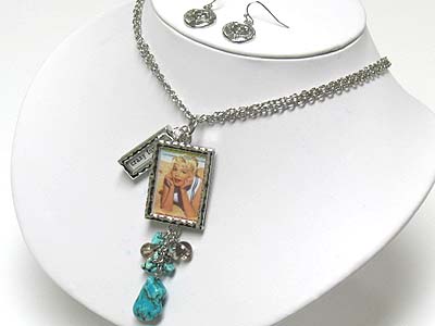 Natural stone dangle picture frame pendant necklace and earring set