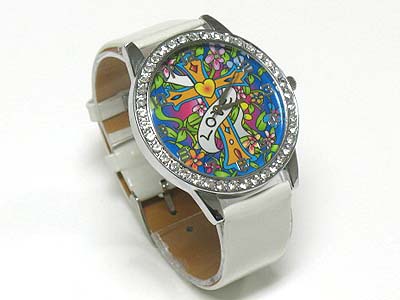 Tattoo background crystal round face watch