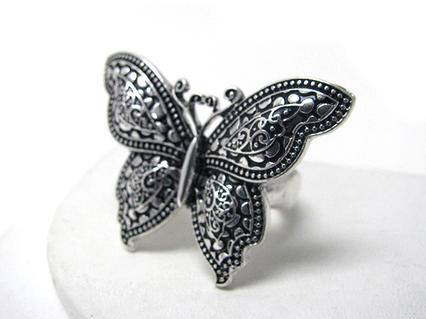 Filigree large metal butterfly stretch ring