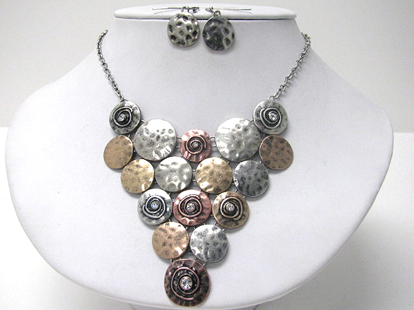 Crystal deco on hammered metal disk link bib style necklace earring set