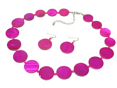 Multi round shell disk necklace and earring set 