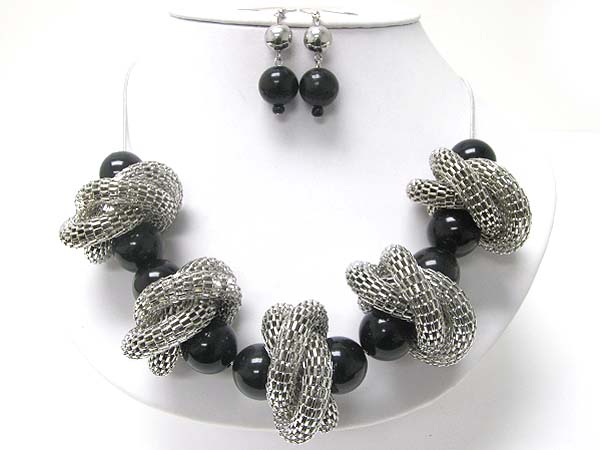 Metal mesh tube chain and facet pearl beads deco necklace earring set