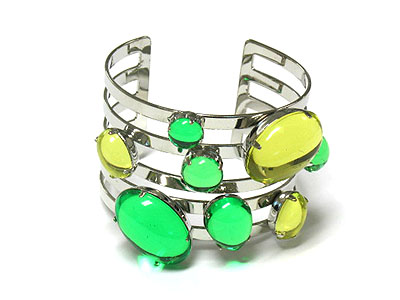 Epoxy stone bubble metal cuff bangle