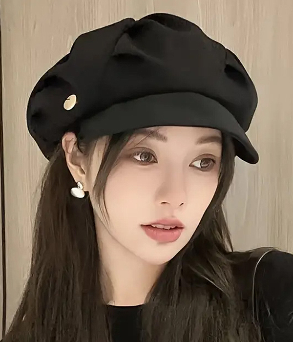 Classic pleated beret hat