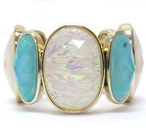 Oval facet acrylic stone link and abalone finish stretch bracelet