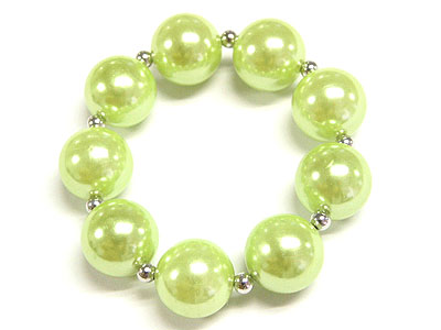 Large pearl beads stretch bracelet