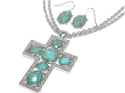 Large crystal side and glass bead deco cross pendant necklace and earring set 