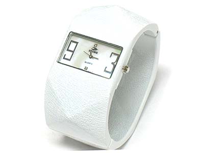 Paved face metal hinge bangle watch 