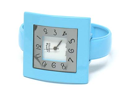 Colorful waved square face bangle watch