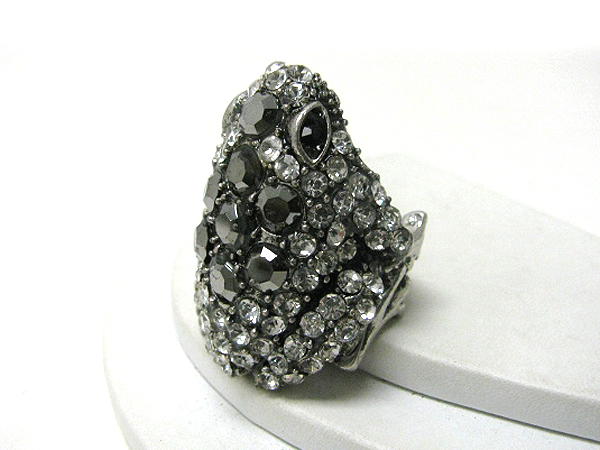 Crystal stud toad stretch ring