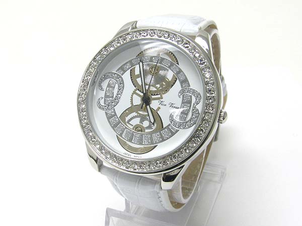 Crystal round face and art dial leather band watch