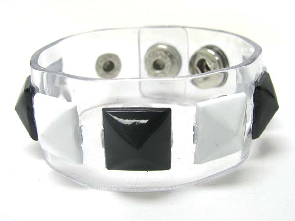 Metal or acryl stud clear acryl wrist band